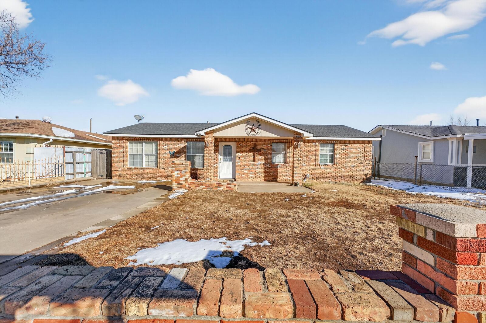 Property Photo:  1007 Tudor Drive  TX 79104-3313 