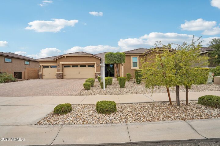 Property Photo: 19045 W Mercer Lane AZ 85388
