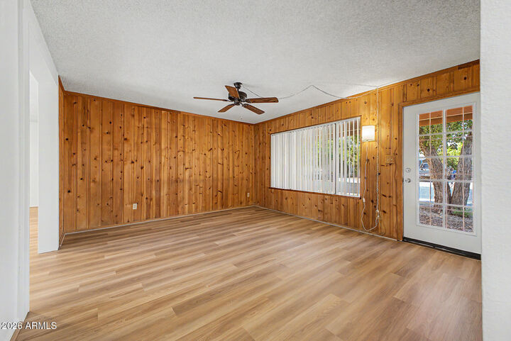 Property Photo:  2547 E Butte Street  AZ 85213 