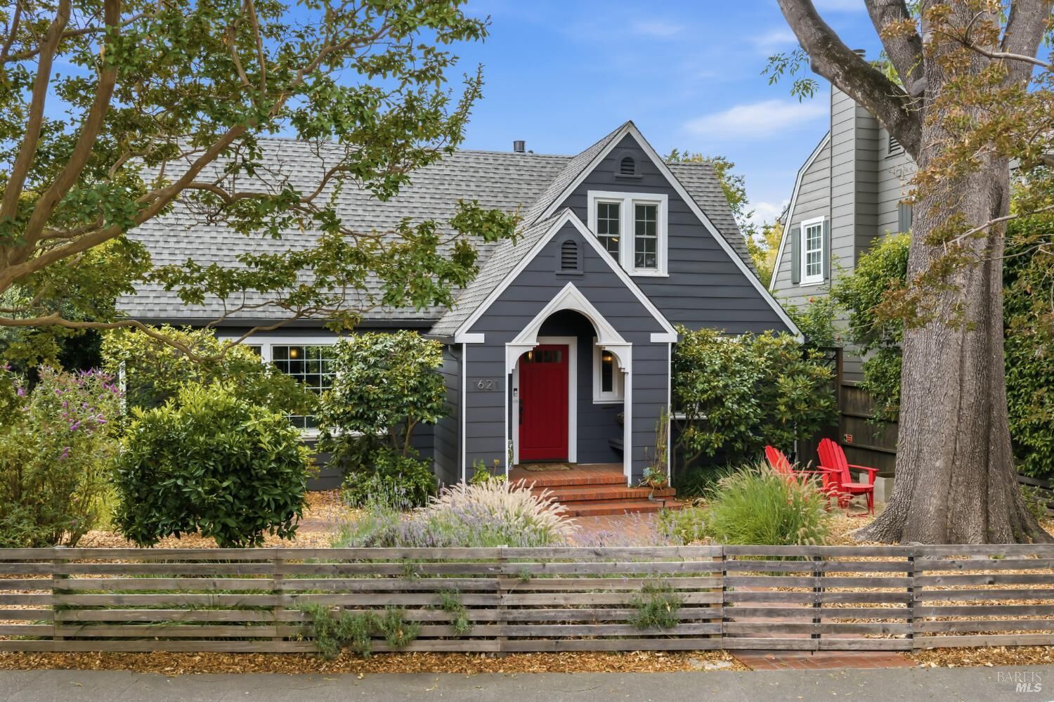 Property Photo: 1621 Austin Way CA 95404