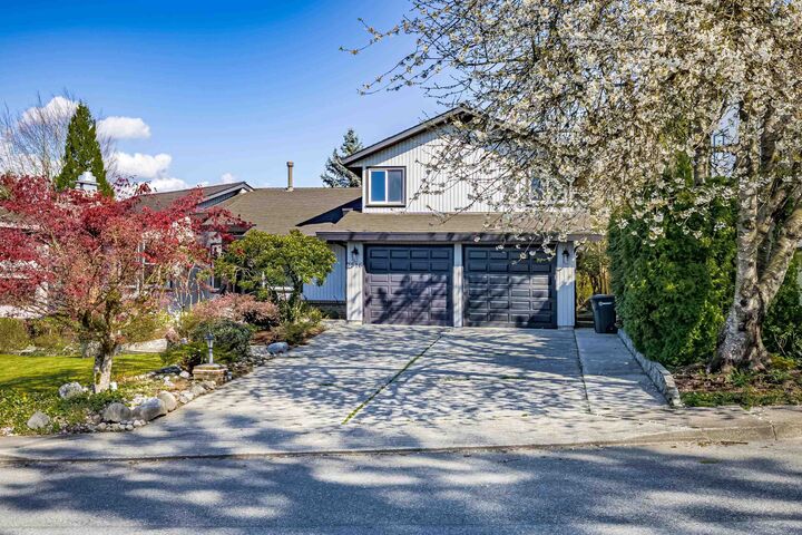 Property Photo: 7516 Lambeth Drive BC V5E 1Z4