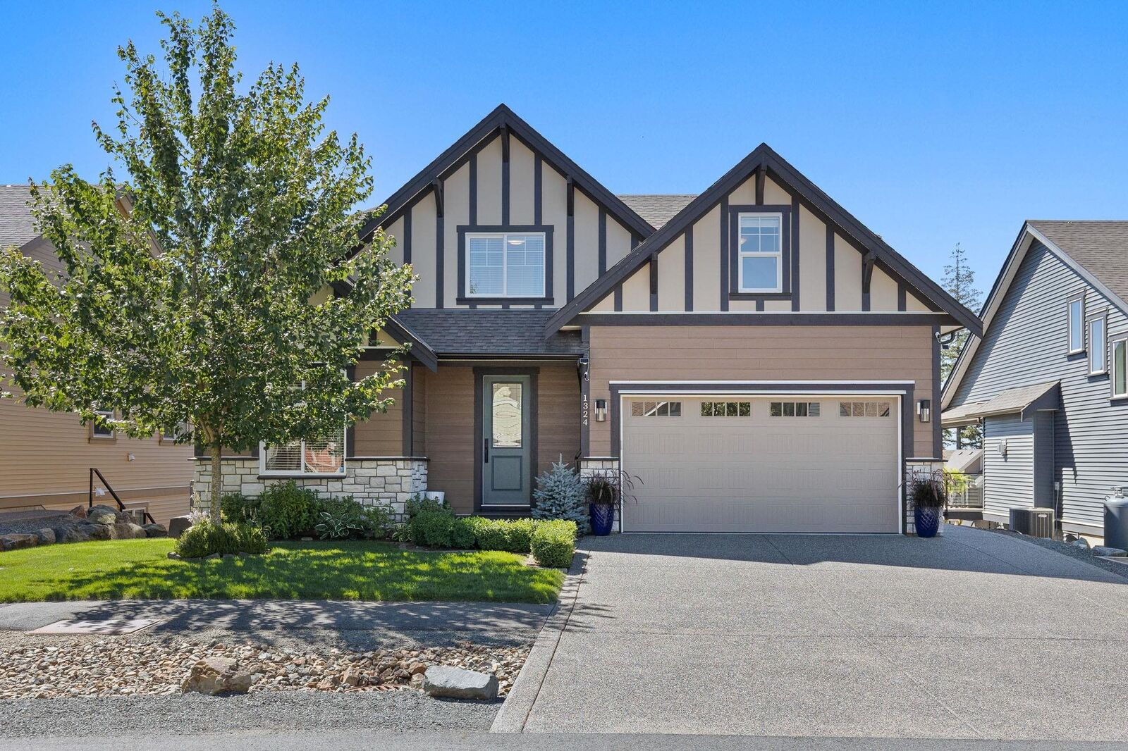 Property Photo: 1324 Stromdahl Place BC V0M 1A1