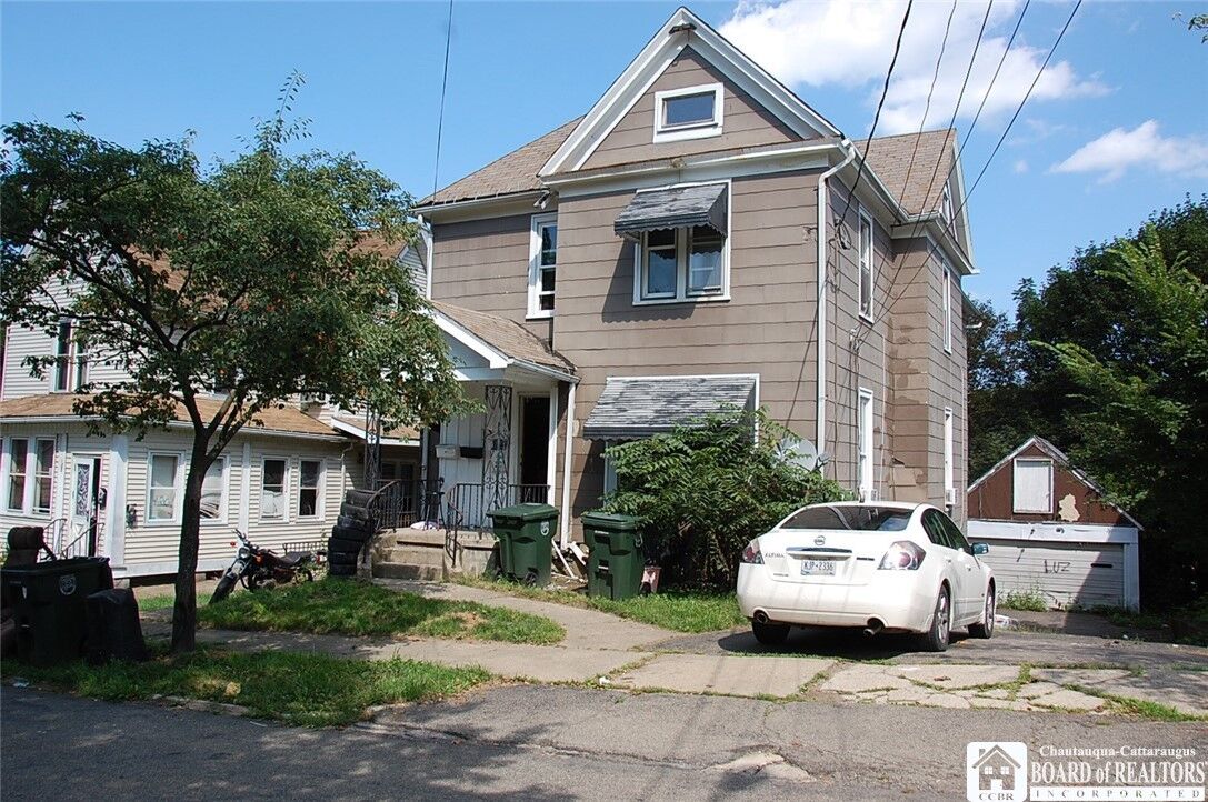 Property Photo:  105 Hazzard Street  NY 14701 