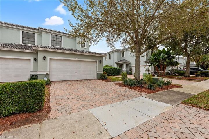Property Photo:  14764 Pinnacle Pl 65  FL 34119 