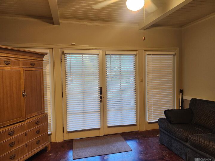Property Photo: 5903 Magnolia #42 LA 70775