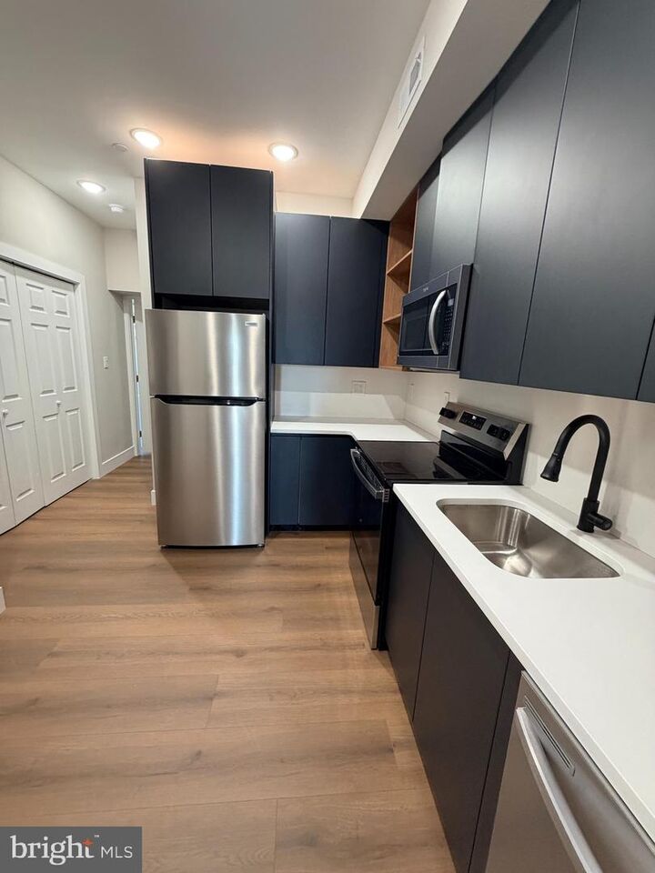 Property Photo: 1015 N 45th Street 2 PA 19104