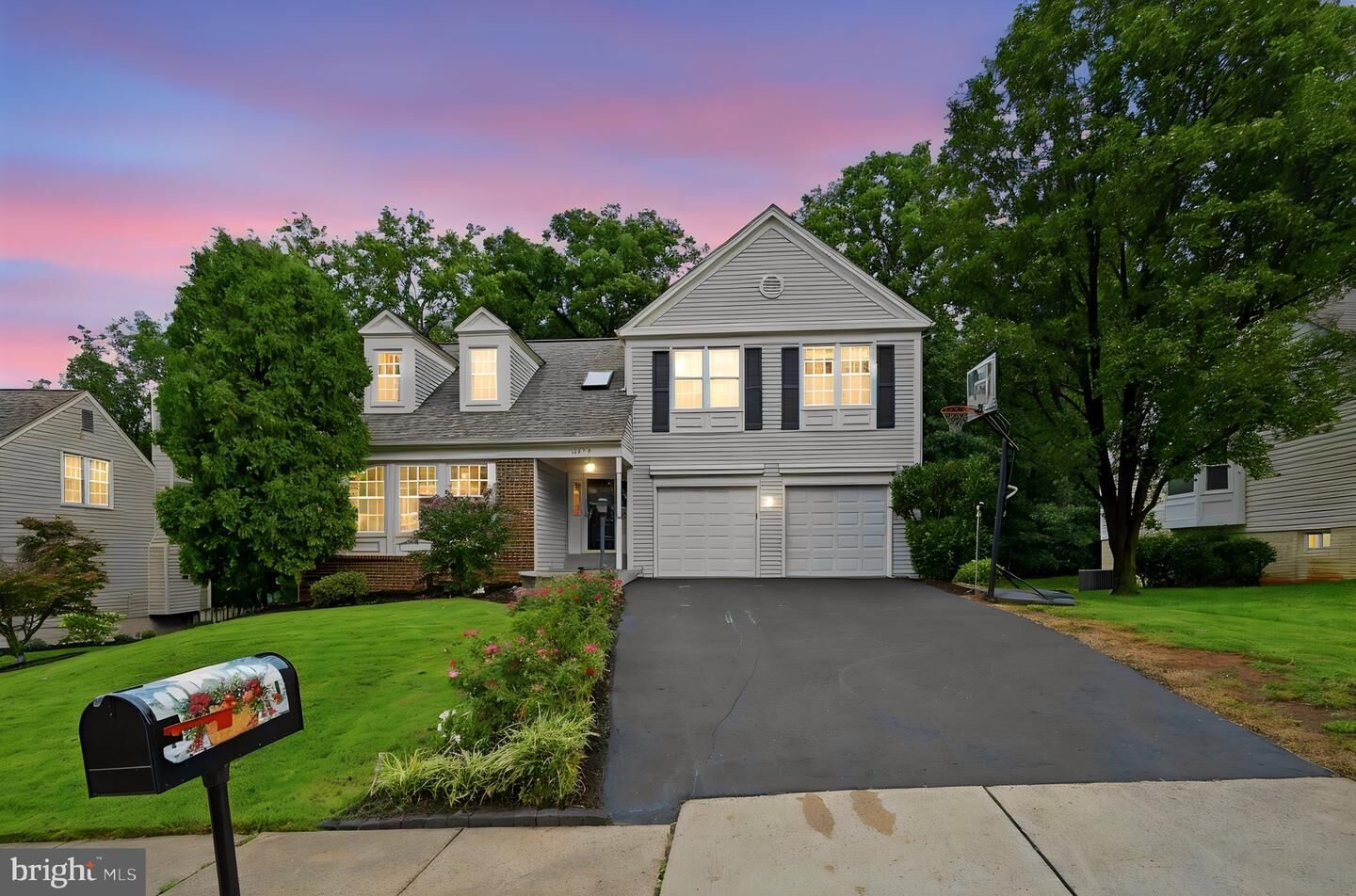 Property Photo: 10212 Winged Elm Circle VA 20110
