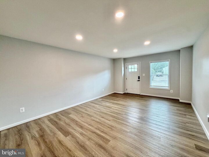 Property Photo:  17476 Piney Point Road 6  MD 20674 