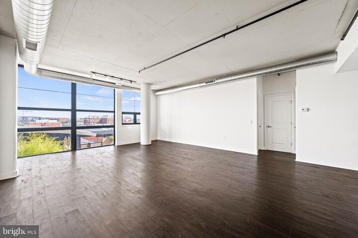 Property Photo: 2125 14th Street NW 702 DC 20009