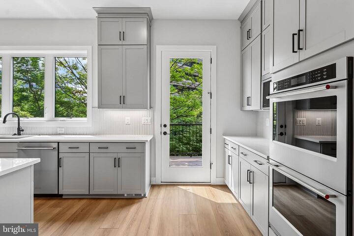 Property Photo:  6326 Cetus Lane  MD 20852 