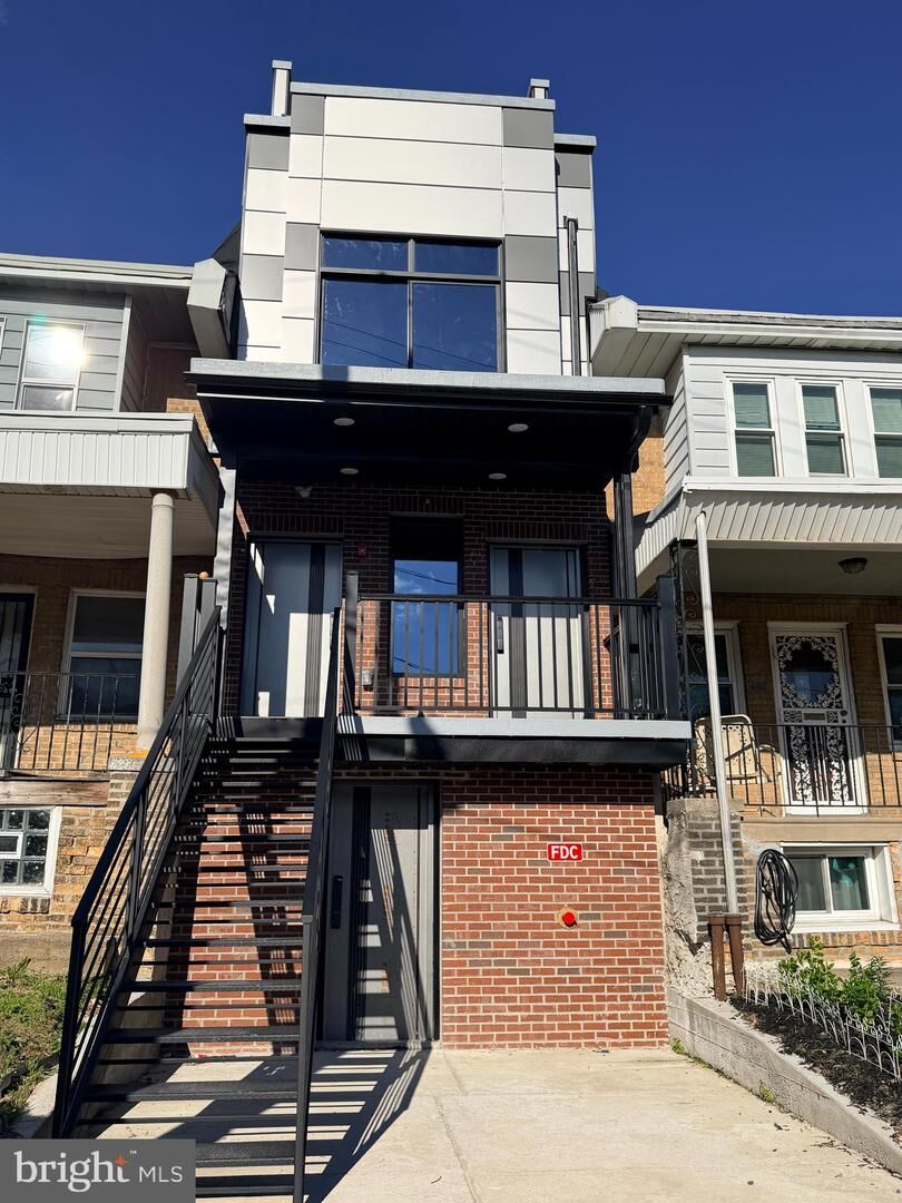 Property Photo: 1015 N 45th Street 1 PA 19104