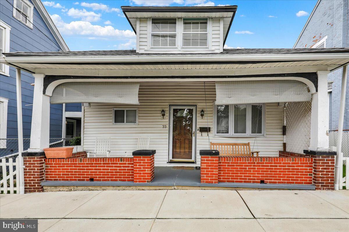 Property Photo: 33 N Richmond Street PA 19522