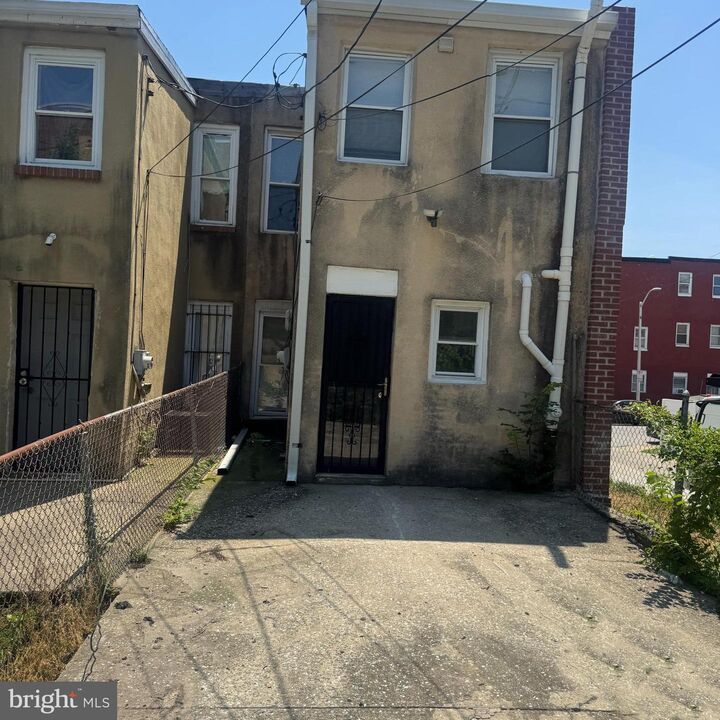 Property Photo:  1718 Riggs Avenue  MD 21217 