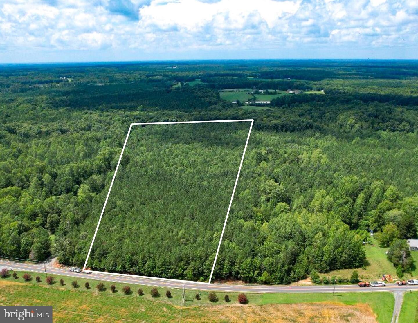 Property Photo: 25.5 Acres Ladysmith VA 22546