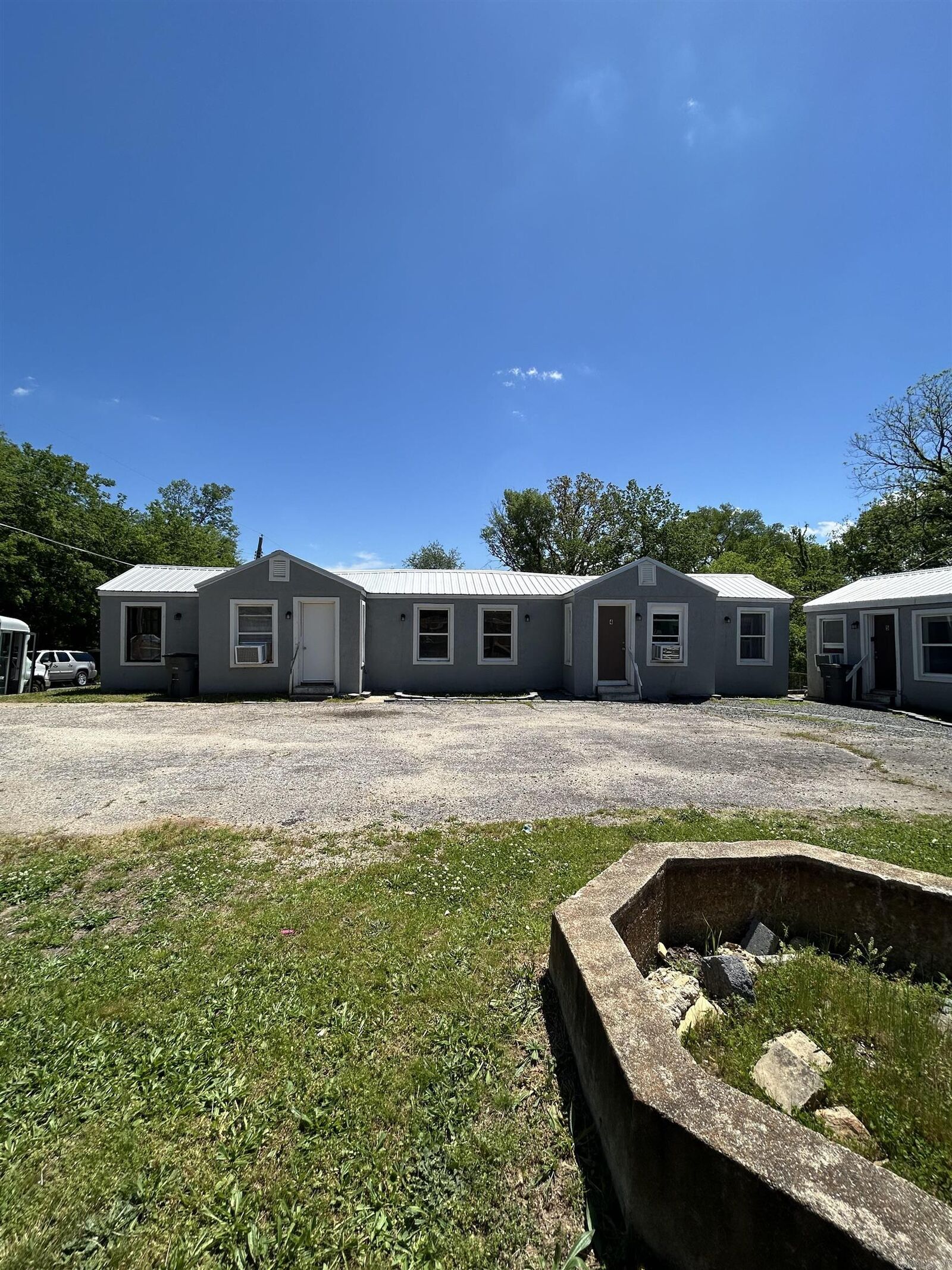 Property Photo: 407 Henry Street AR 71901