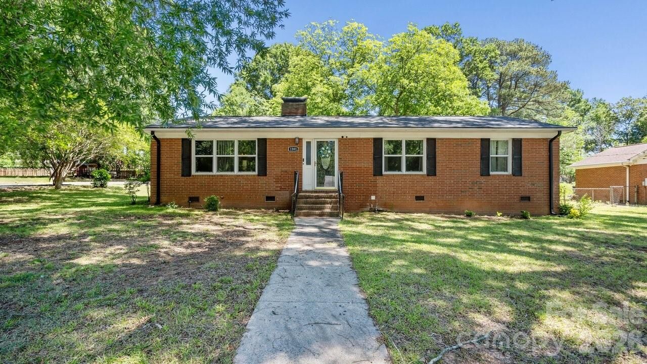 Property Photo: 1201 Memory Lane NC 28112