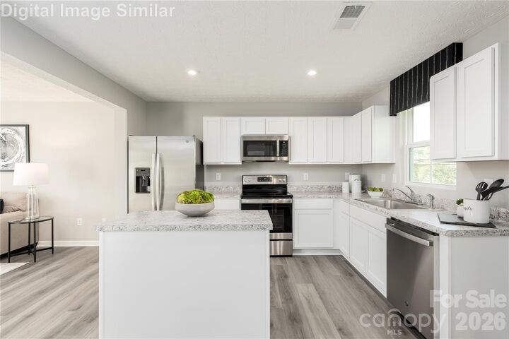 Property Photo: 2619 Coretha Court NC 28216