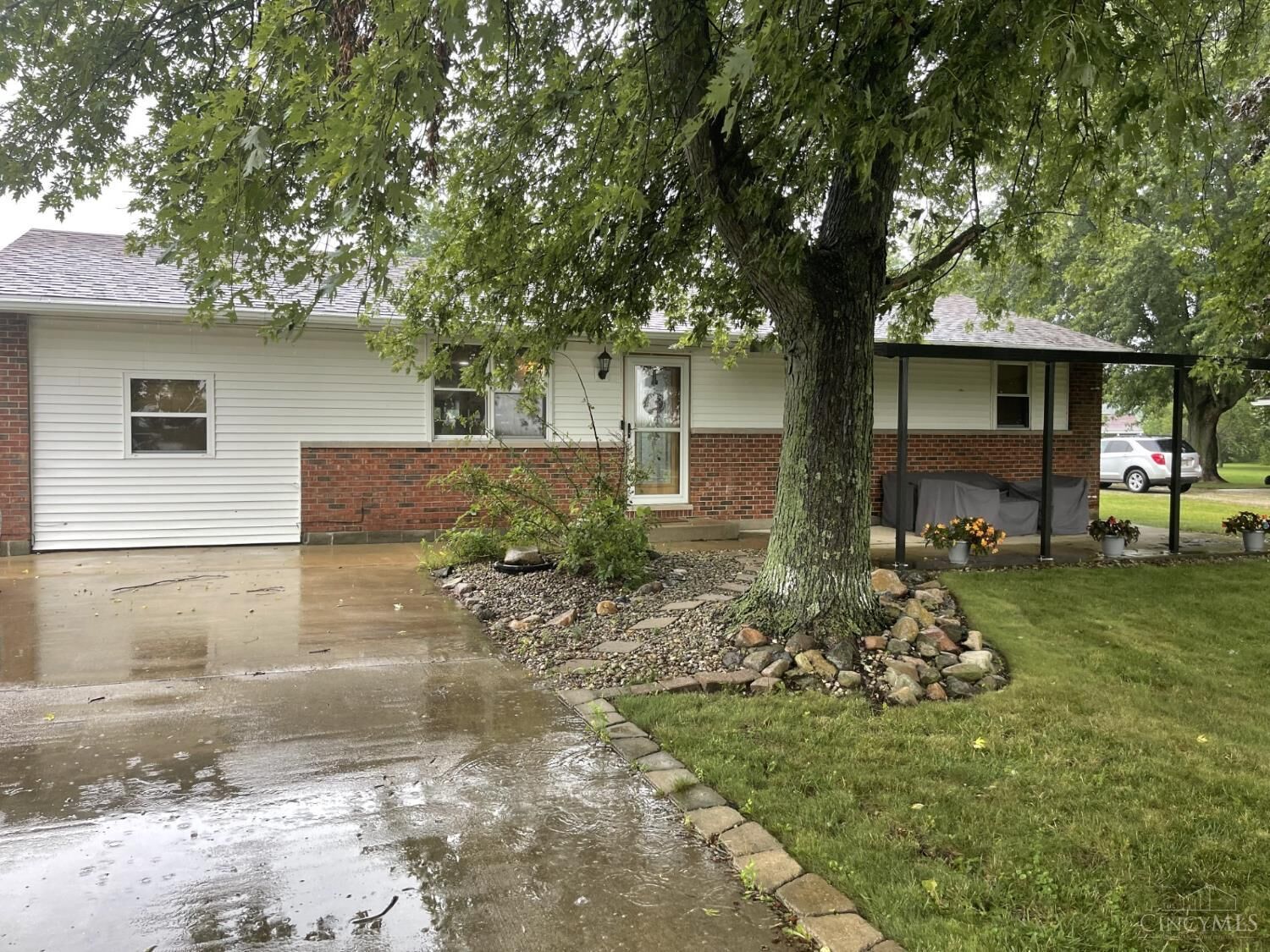 Property Photo: 7898 Darke Preble County Line Road OH 45304