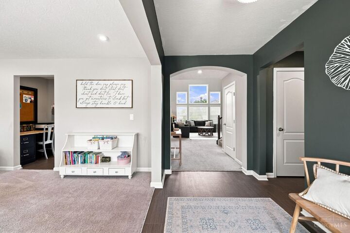 Property Photo: 2754 Buckridge Drive OH 45233