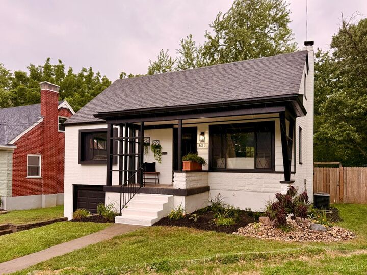 Property Photo: 3651 Edgebrook Dr OH 45248