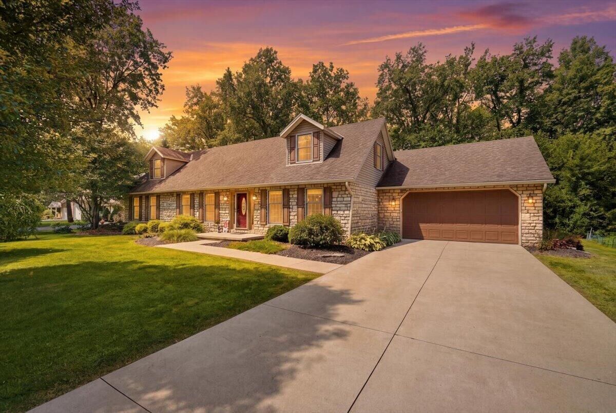 Property Photo: 1277 Adare Road OH 43302