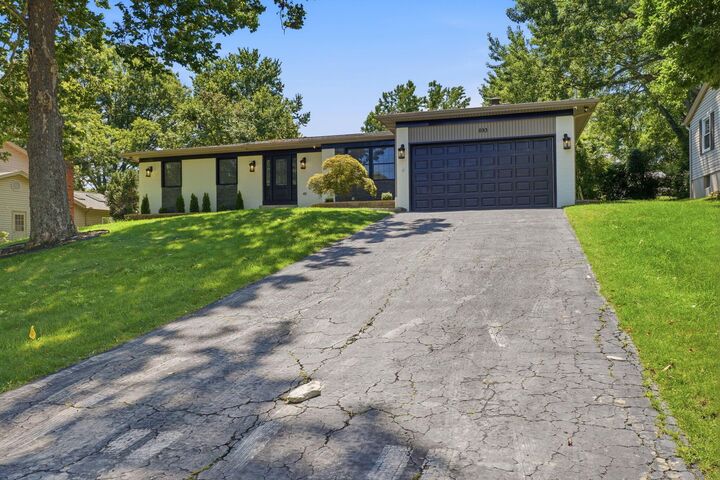 Property Photo: 893 Singing Hills Lane OH 43235