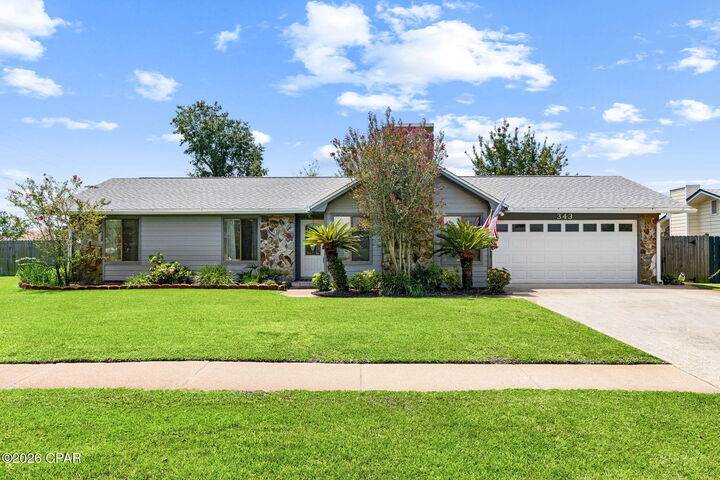 Property Photo: 343 Bell Circle FL 32444