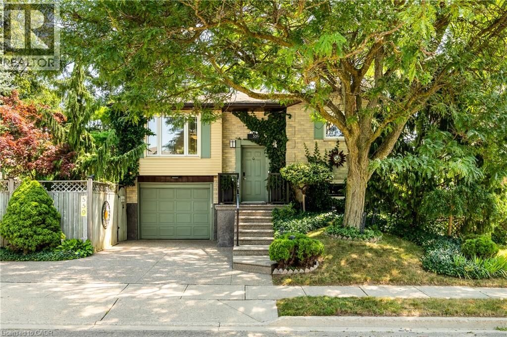 Property Photo: 559 Halberstadt Circle ON N3H 5J5