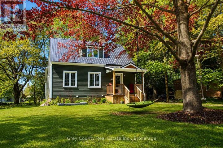 Property Photo: 120 Mark Street West ON N0C 1H0