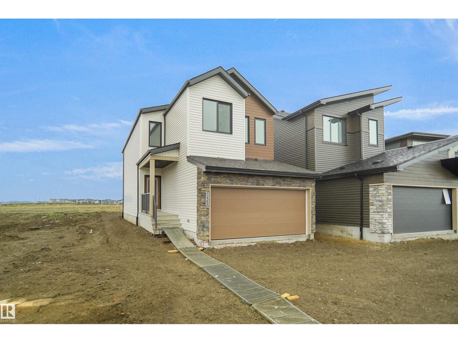 Property Photo: 54 Lemon Cl AB T7X 4V4
