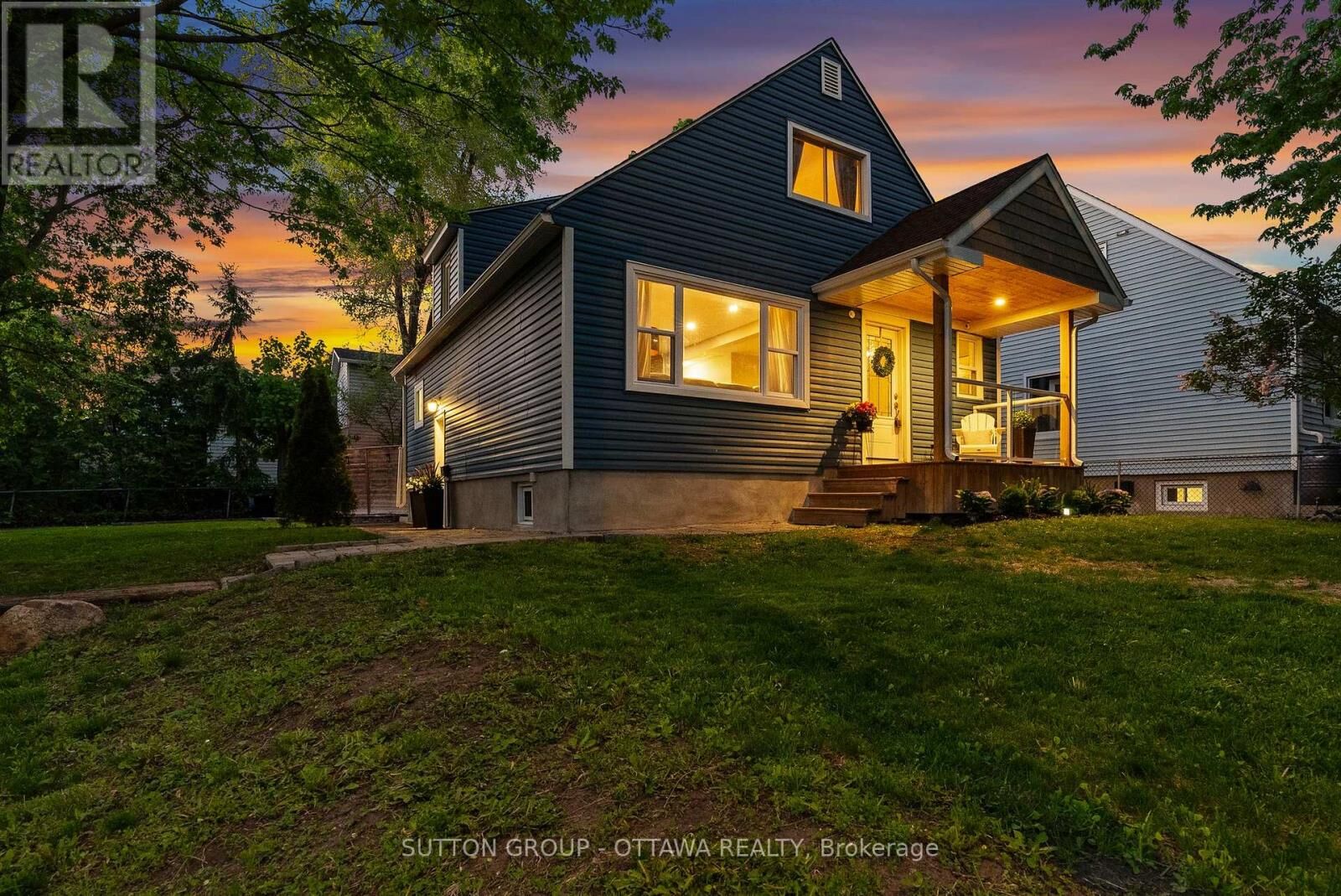 Property Photo: 409 Blake Boulevard ON K1L 6L1