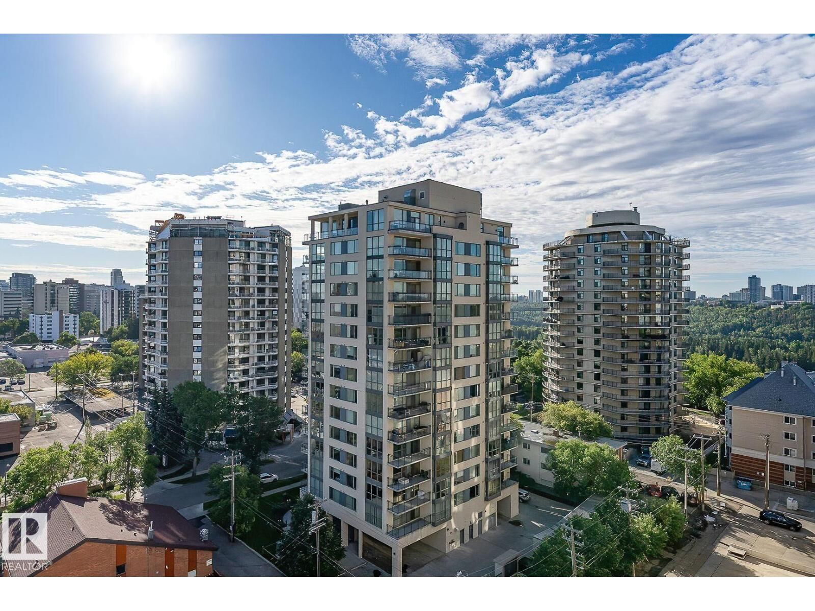 Property Photo:  #203 10046 117 St NW  AB T5K 1X2 