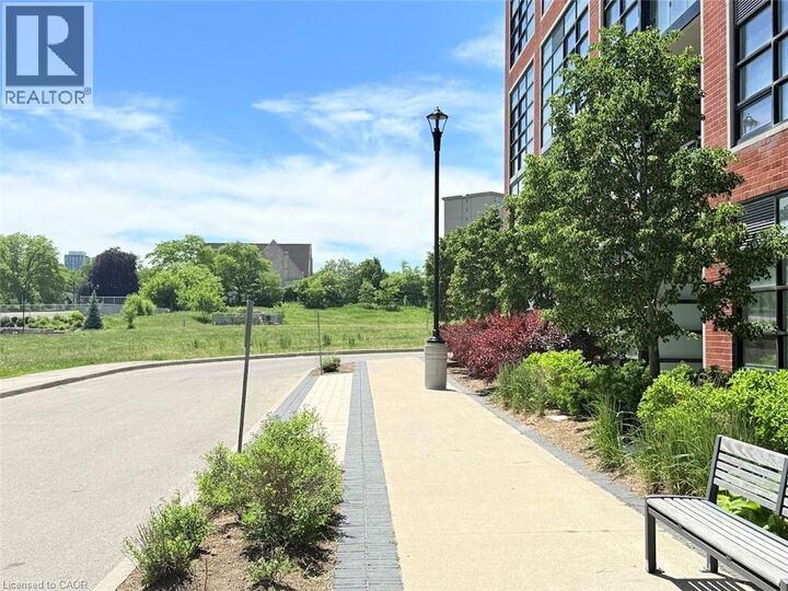 Property Photo:  15 Prince Albert Boulevard 602  ON N2H 0C2 