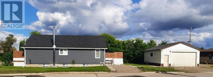 Property Photo: 311 Fourth Ave SW ON P0T 1M0