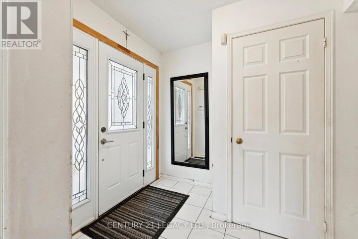 Property Photo:  71 Townley Crescent  ON L6Z 4T1 