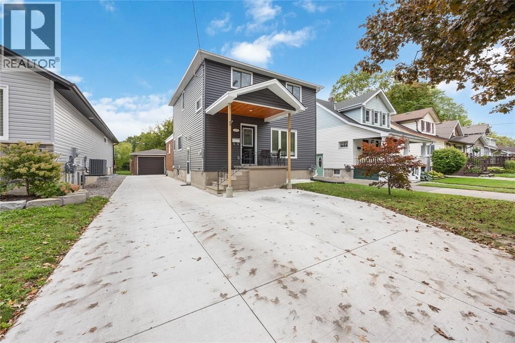 Property Photo: 275 Kathleen Avenue ON N7T 1E4