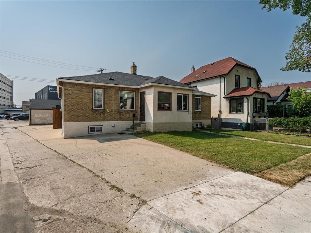 Property Photo: 576 Goulding Street MB R3G 2S2
