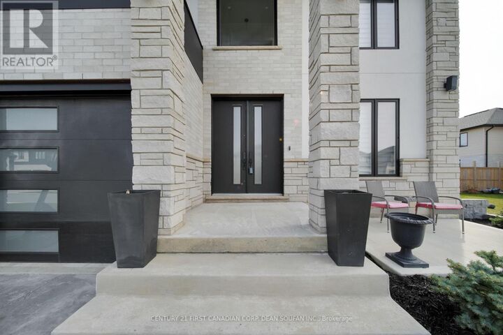 Property Photo: 3475 Brushland Crescent ON N6P 0H2