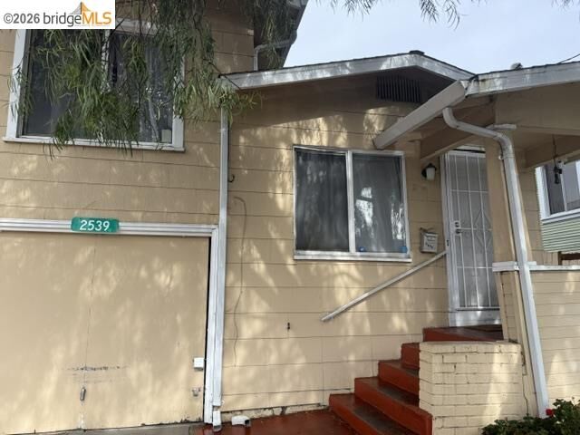 Property Photo: 2539 78th CA 94605