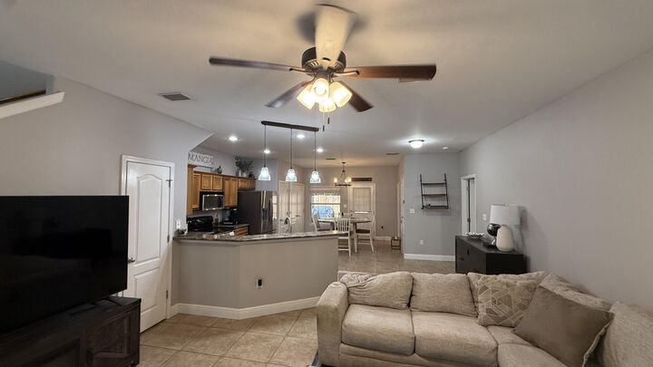 Property Photo: 827 Fairview Drive 1 FL 32547
