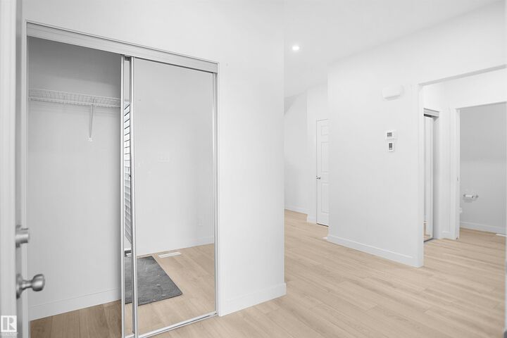 Property Photo:  8436 183 Avenue NW  AB T5Z 0X5 