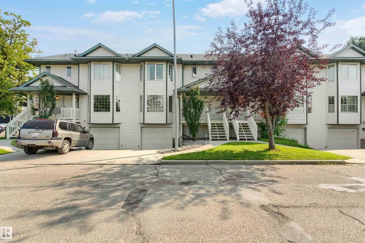 Property Photo:  15817 102 Avenue NW  AB T5P 4P7 