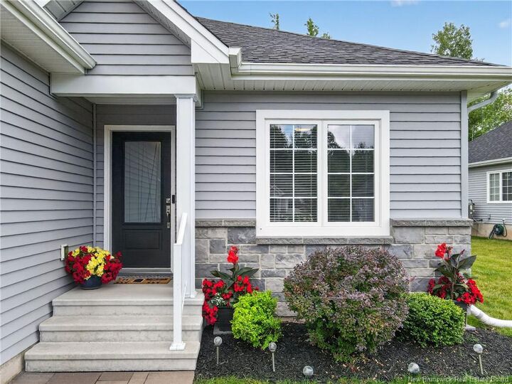 Photo de la propriété:  66 Delpech Court  NB E1G 6B2 