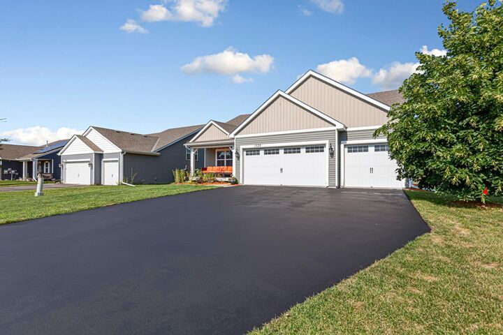 Property Photo: 1520 Willow Circle MN 55379