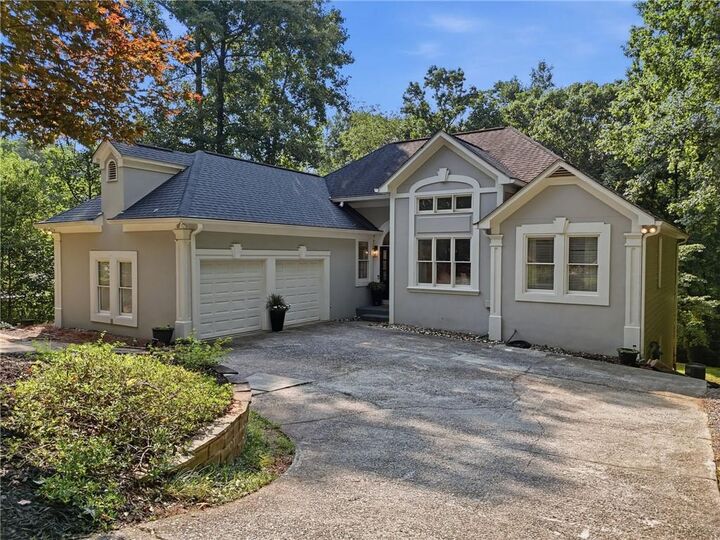 Property Photo: 3075 Saint Gallen Court GA 30041