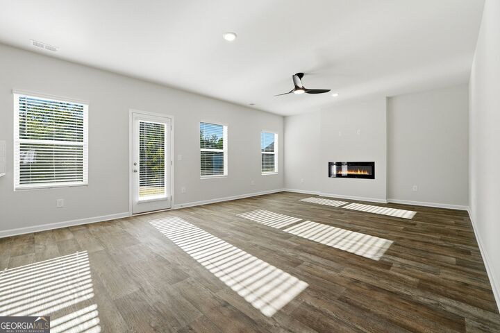 Property Photo: 439 River Walk Farm Parkway GA 30014