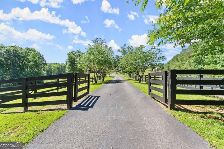 Property Photo:  149 Ratcliff Drive  GA 30534 
