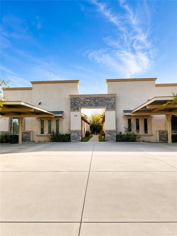 Property Photo: 1012 E Myrtle Beach Avenue TX 78503