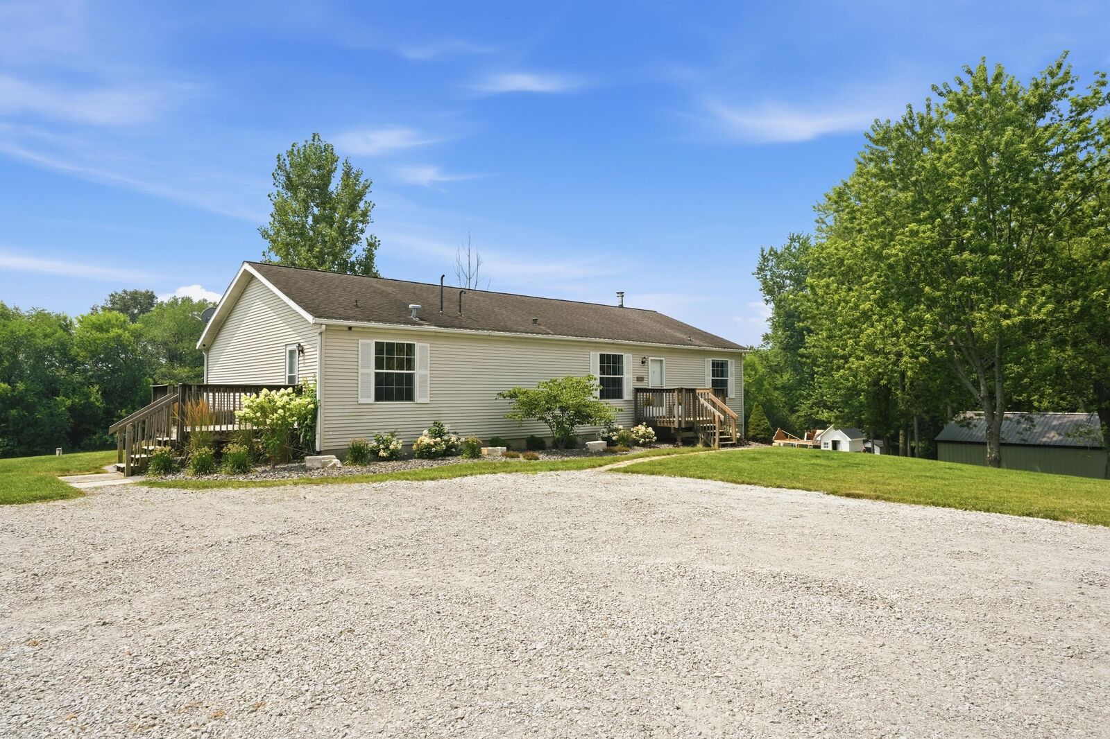 Property Photo:  3412 E 117th Avenue  IN 46307 