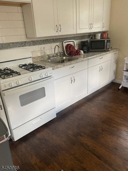 Property Photo:  815 Lincoln Ave 1  NJ 08835 